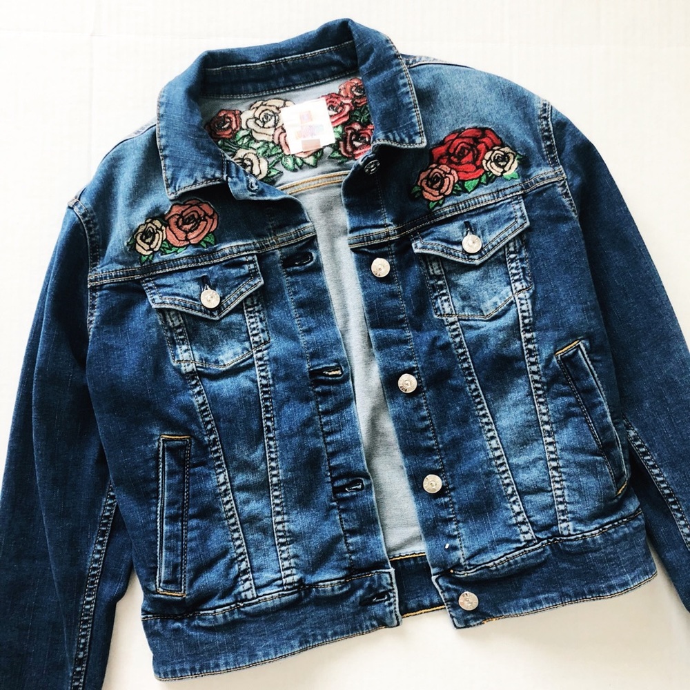 XS LuLaRoe Denim Jean Jacket + Roses